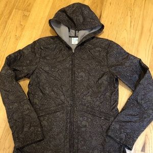 Patagonia jacket with lining.